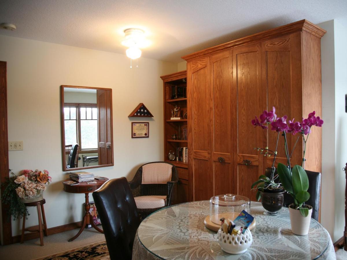 Sweetfern Inn (Adults Only) Clare Exteriör bild