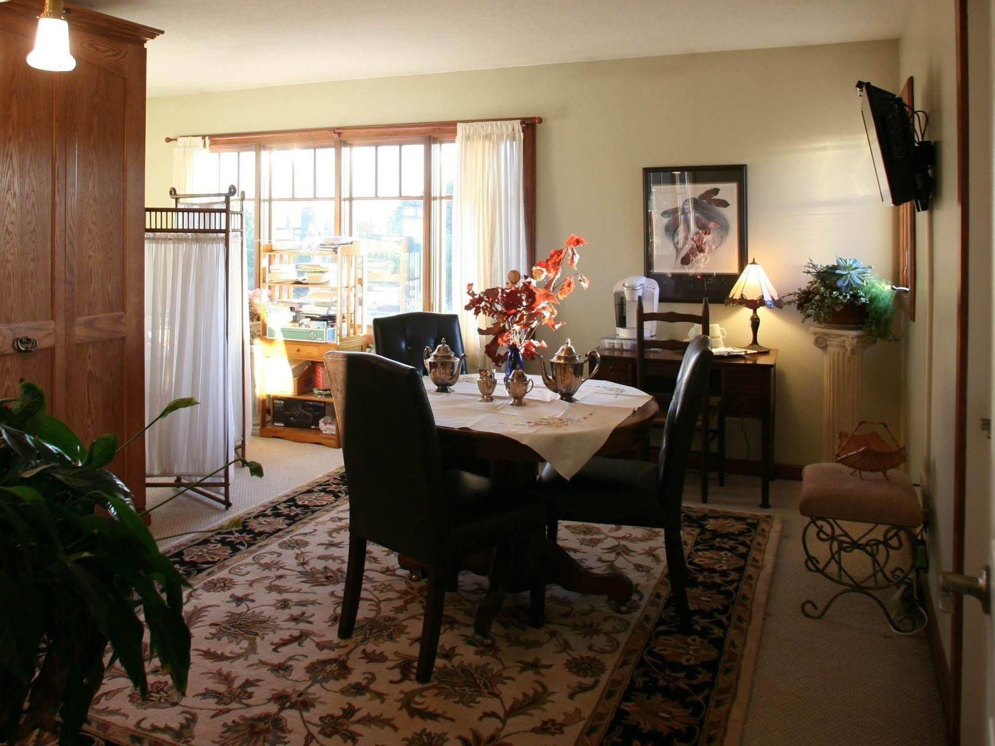 Sweetfern Inn (Adults Only) Clare Exteriör bild